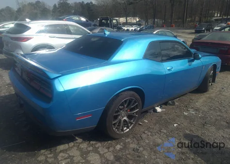 2015 Dodge Challenger Srt 392 из США, поврежденный, VIN 2C3CDZDJ1FH811579